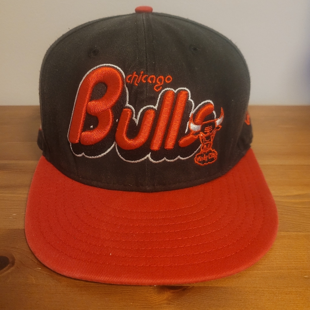 VINTAGE New Era Chicago Bulls Cap